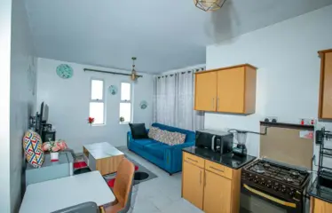 APARTMENTS IN RACECOURSE AREA